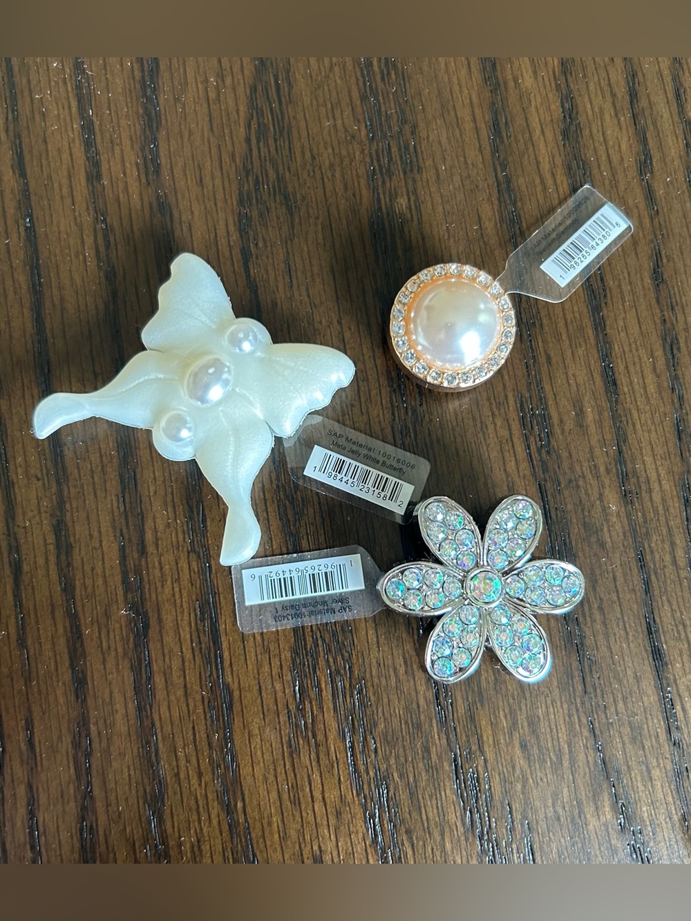 New Crocs Jibbitz Charms Bundle of Three - Butterfly, Daisy, and Pearl